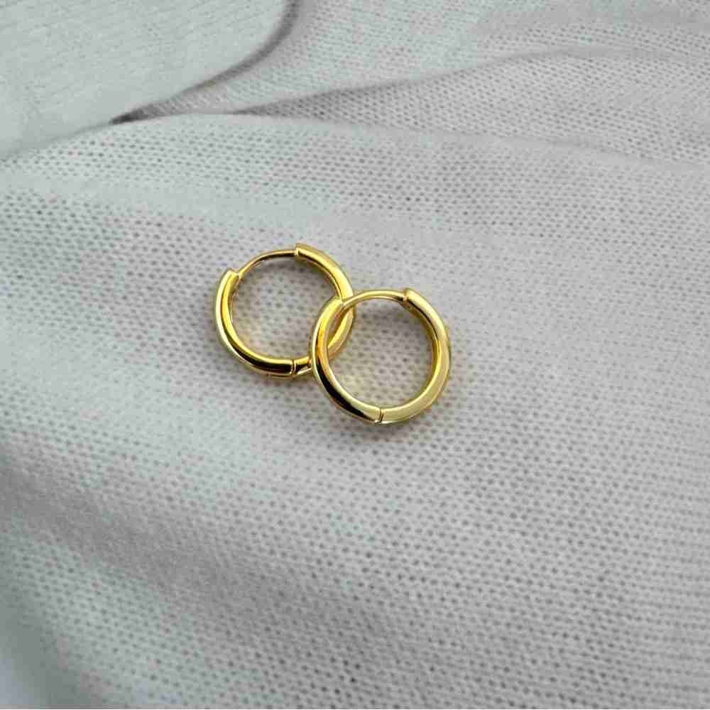 Elegant Gold Hoop Earrings - Picture 2 of 2